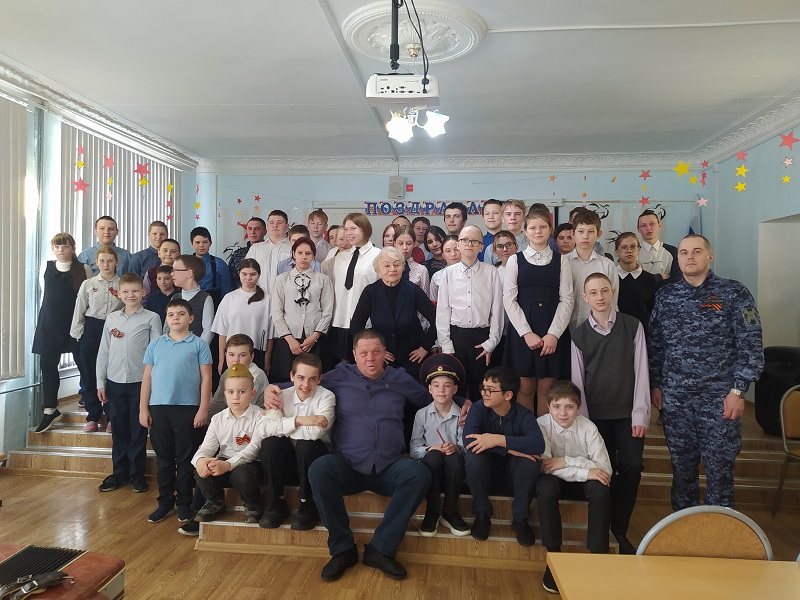 Концерт к 80-летию Великой Победы в подарок от Росгвардии.