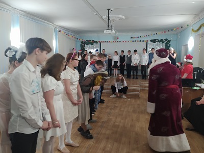 Новогодняя  тусовка для 5-7-х классов ..