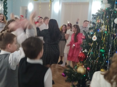 Новогодняя  тусовка для 5-7-х классов ..